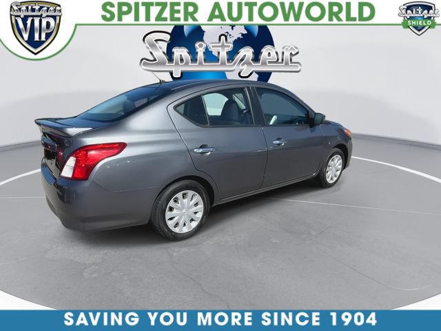 Used 2018 Nissan Versa SV FWD image 9