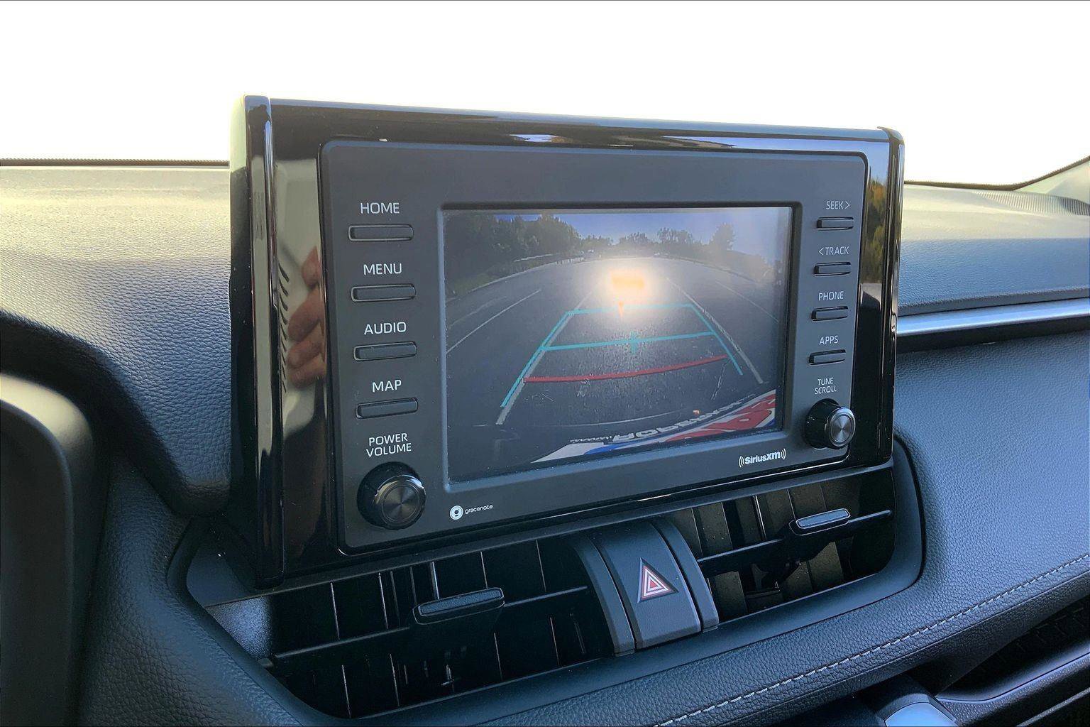 Used 2022 Toyota RAV4 LE image 19