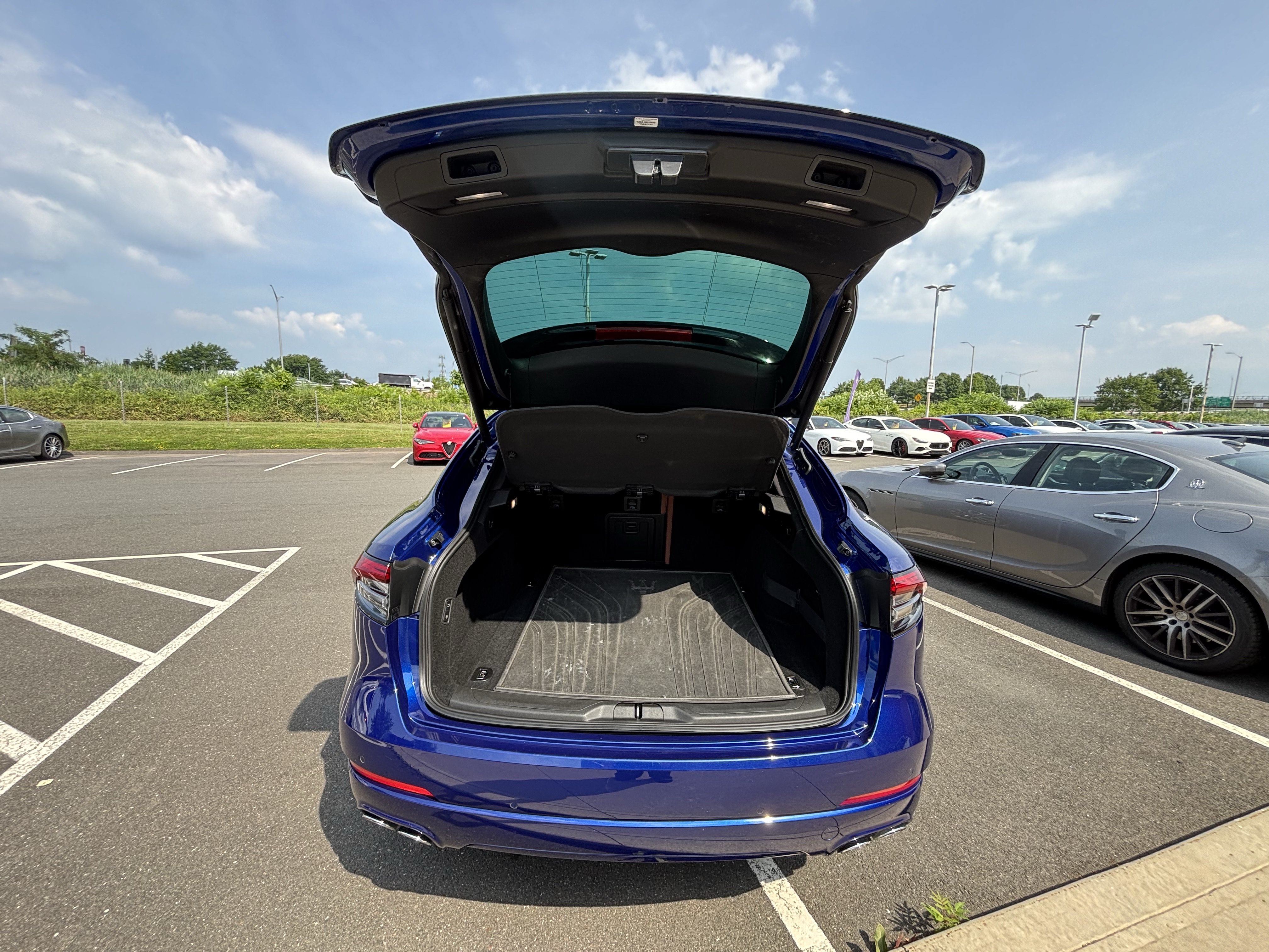 Used 2021 Maserati Levante S AWD/4WD image 43
