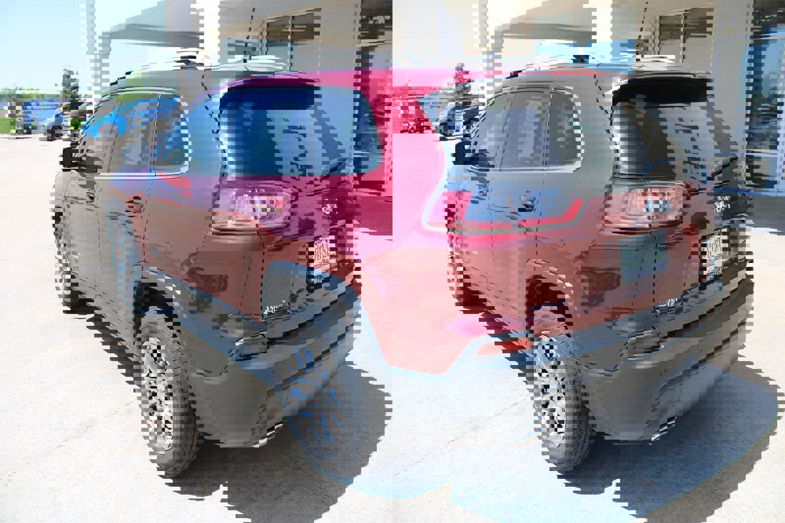 Used 2021 Jeep Cherokee Latitude Lux w/ Sun & Sound Group image 9