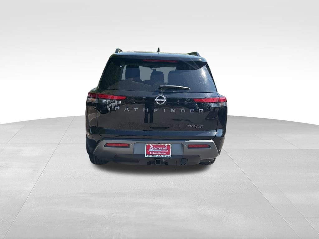 New 2026 Nissan Pathfinder Platinum image 3