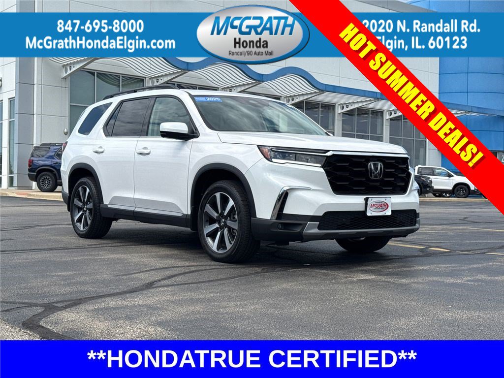 Certified 2025 Honda Pilot Touring image 1