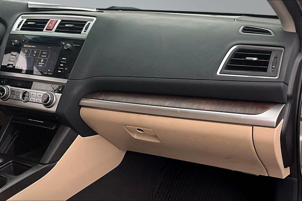 Used 2017 Subaru Outback 2.5i Limited AWD/4WD image 27