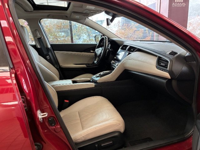 Used 2022 Honda Insight Touring image 28