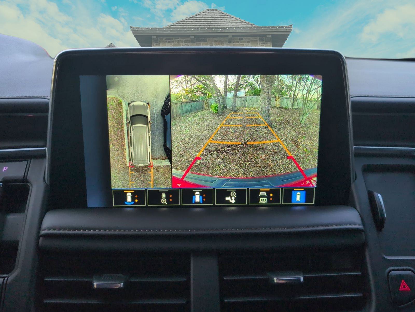 Used 2024 Chevrolet Tahoe High Country image 12