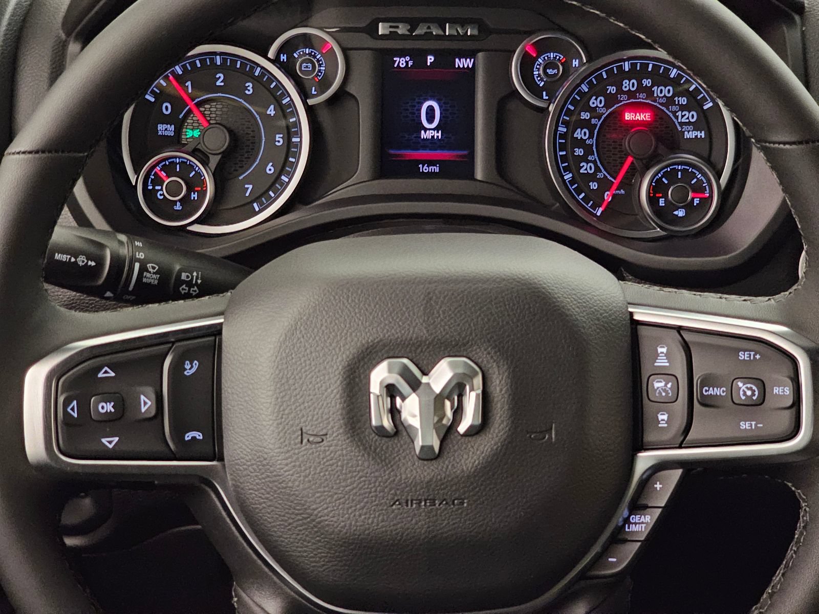 New 2026 RAM 1500 Big Horn AWD/4WD image 18