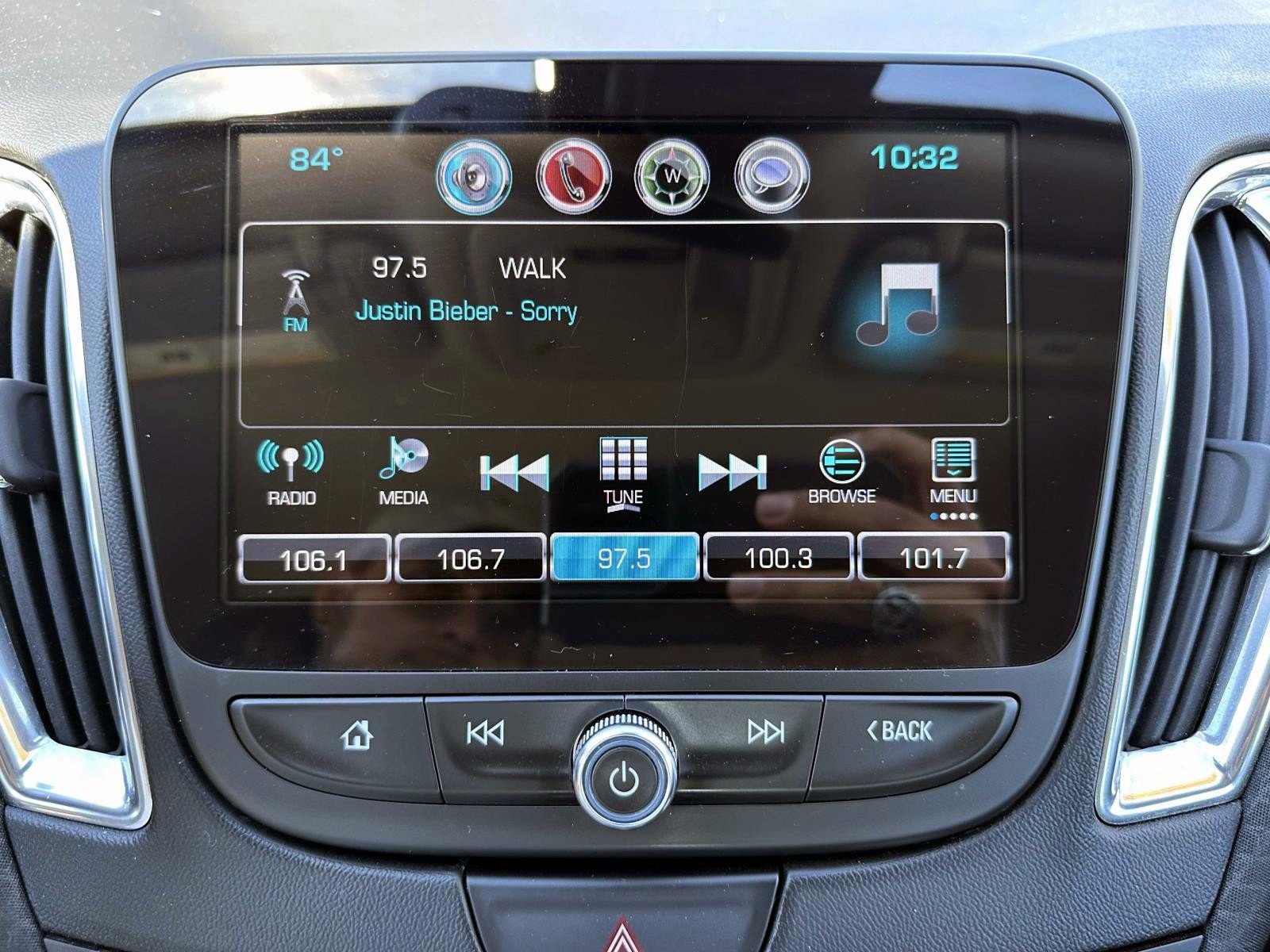 Used 2016 Chevrolet Malibu LT FWD image 21