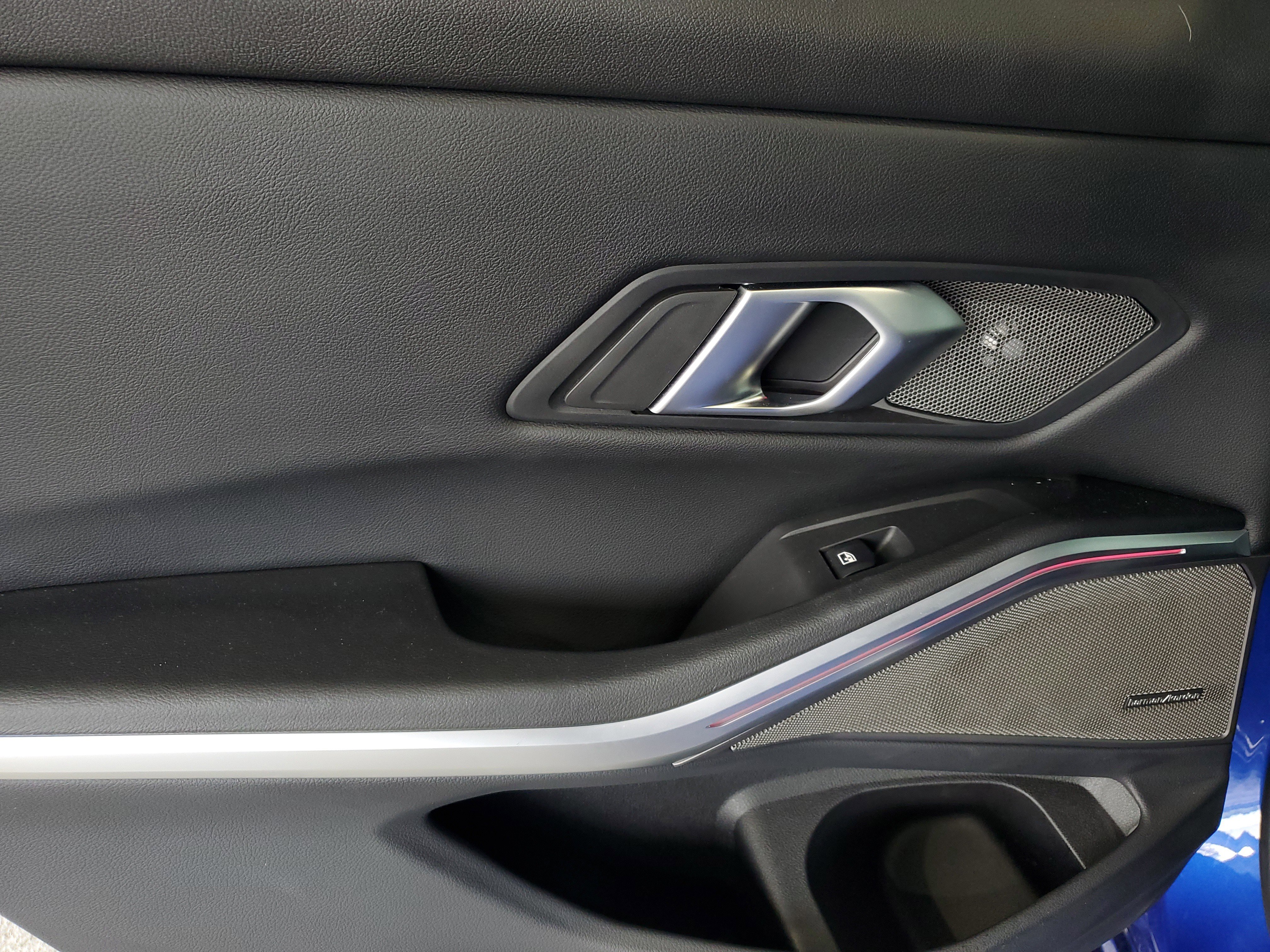 Used 2025 BMW M340i RWD image 13