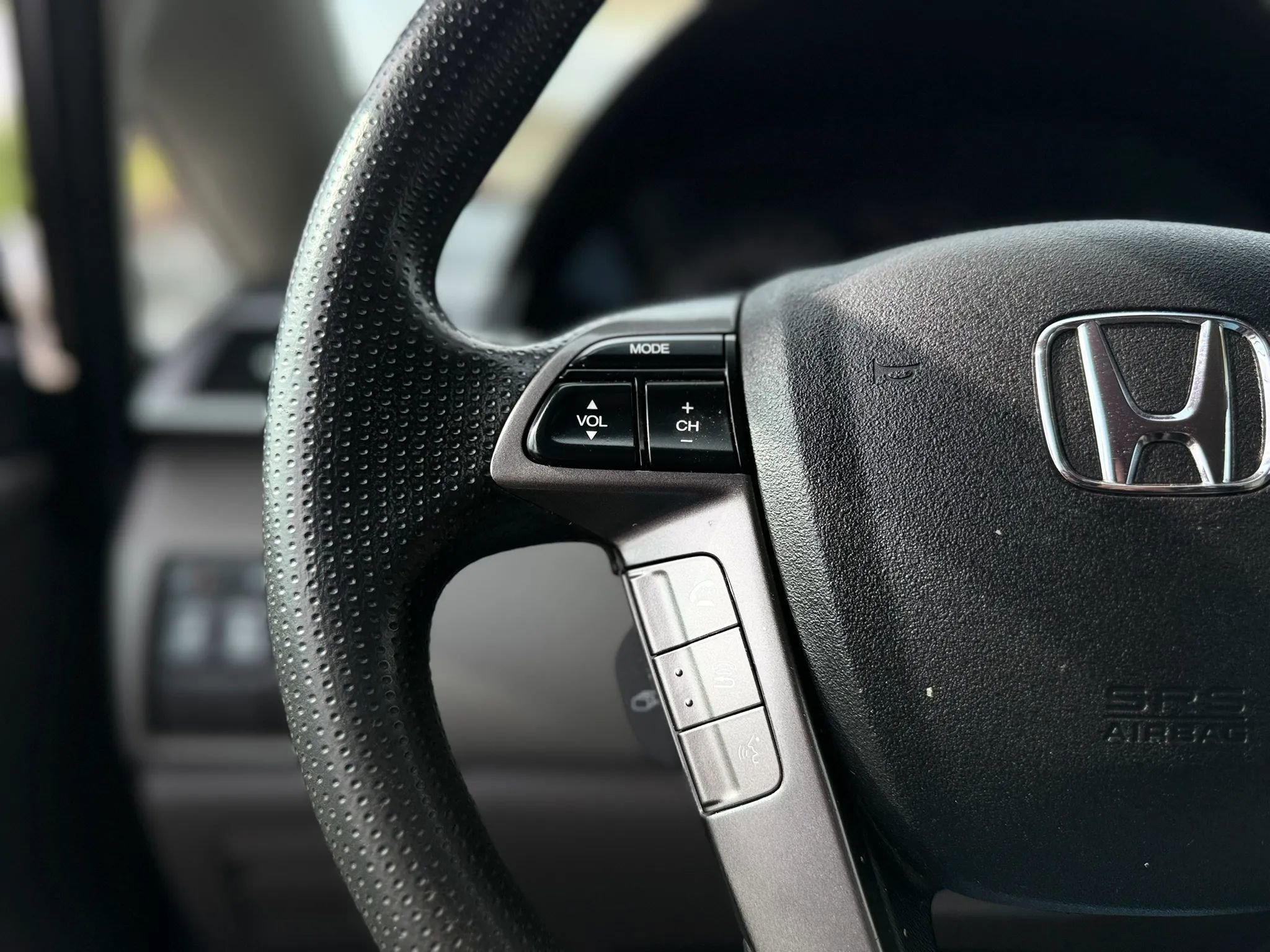 Used 2014 Honda Odyssey EX image 24
