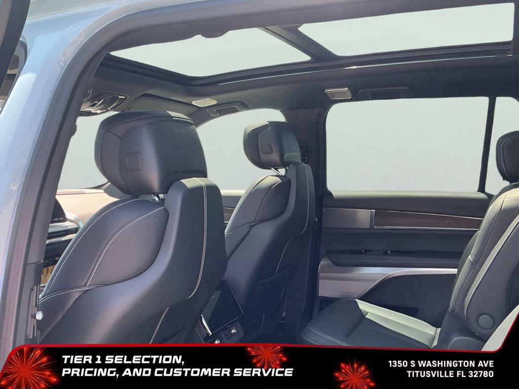 Used 2026 Cadillac Vistiq Sport w/ LPO, Floor Liner Package AWD/4WD image 27