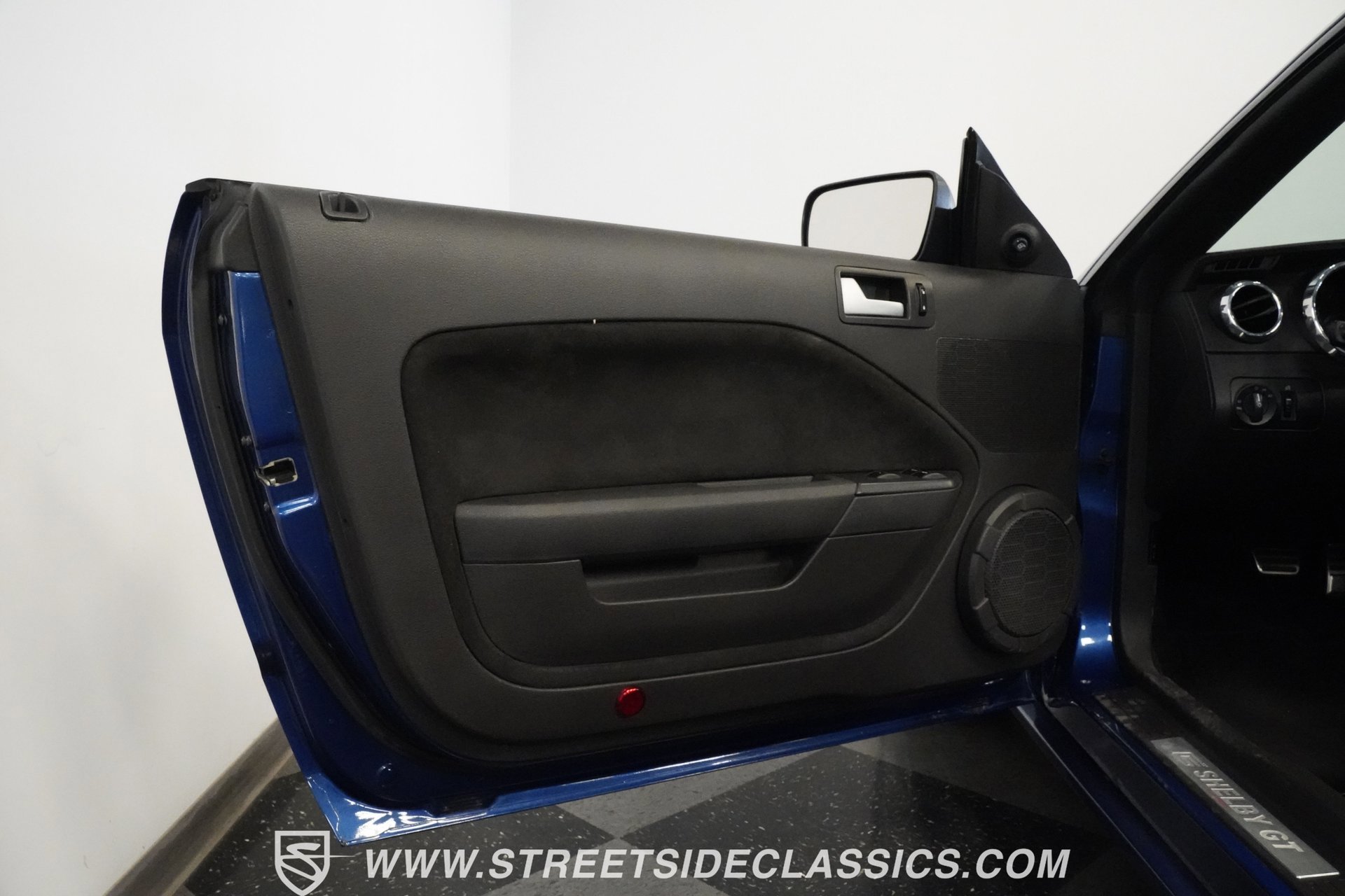 Used 2008 Ford Mustang GT image 40