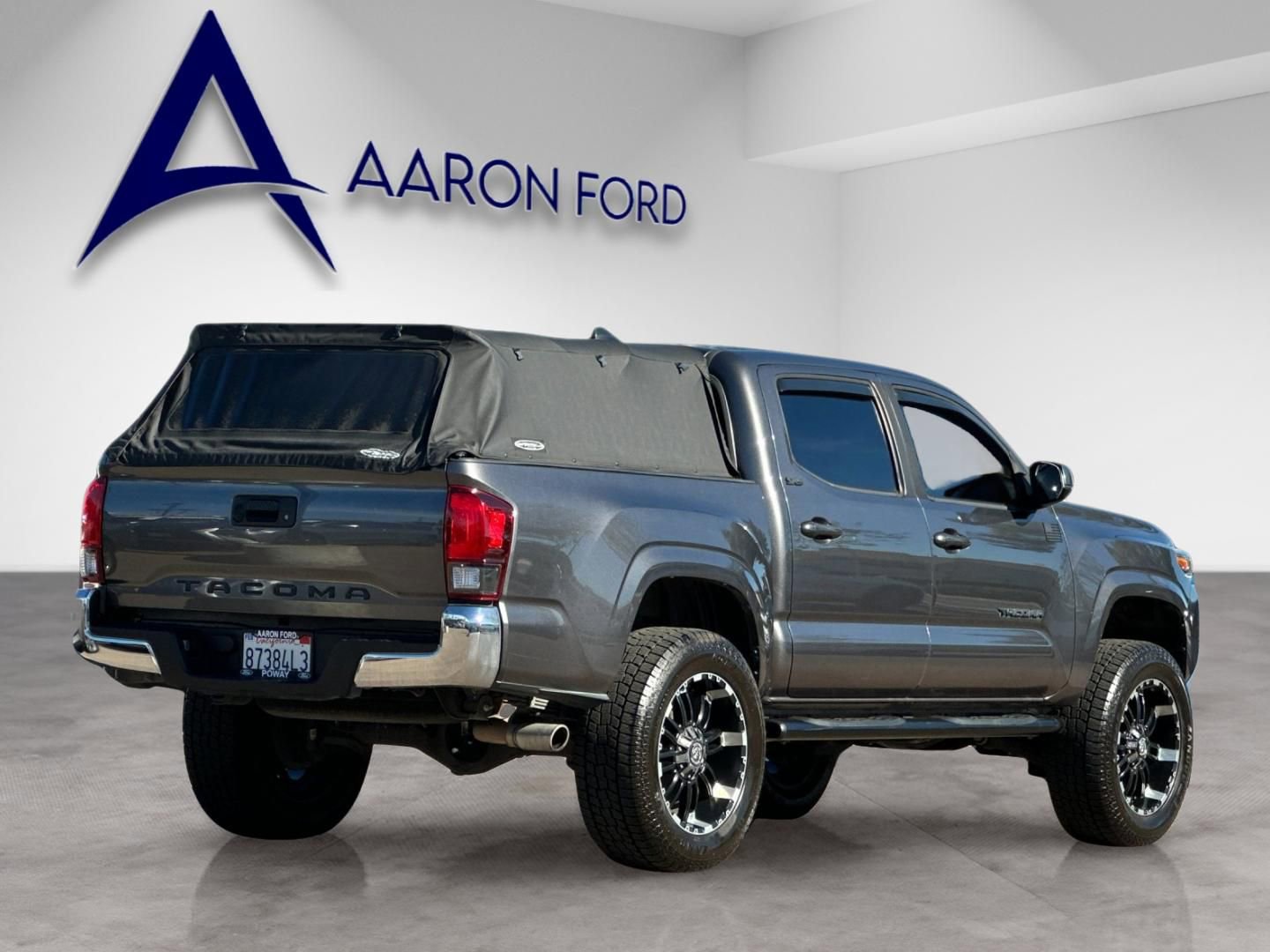 Used 2019 Toyota Tacoma SR5 image 5