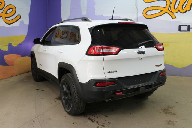 Used 2016 Jeep Cherokee Trailhawk w/ Leather Interior Group AWD/4WD image 6