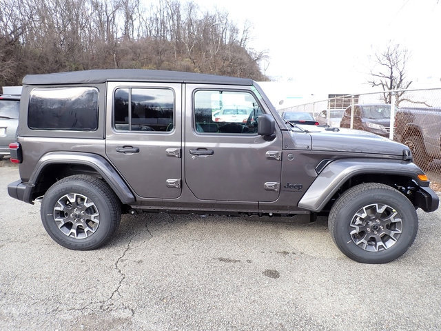 New 2026 Jeep Wrangler Unlimited Sahara w/ Safety Group AWD/4WD image 8