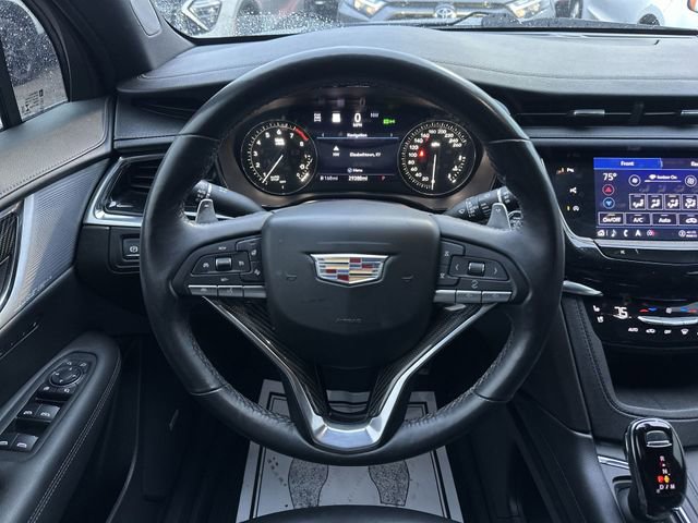 Used 2023 Cadillac XT6 Sport w/ Technology Package AWD/4WD image 14