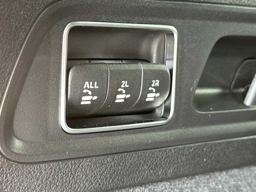 New 2025 Mercedes-Benz GLS 450 4MATIC image 7