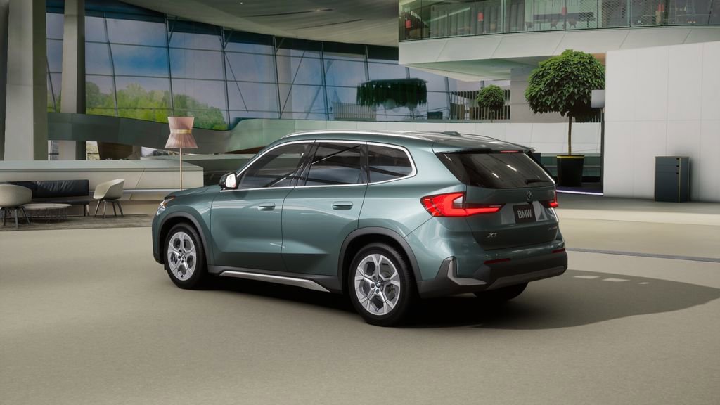 Used 2025 BMW X1 xDrive28i w/ Convenience Package AWD/4WD image 25