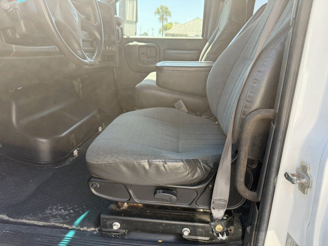 Used 2009 Chevrolet Kodiak C4500 2WD Crew Cab image 8