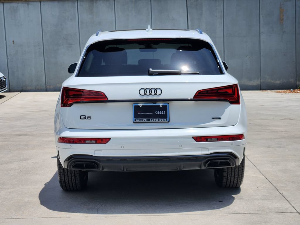 Certified 2024 Audi Q5 2.0T Premium w/ Summer of Audi Package AWD/4WD image 9