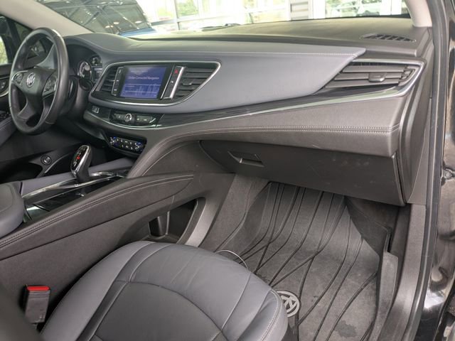 Used 2020 Buick Enclave Essence w/ Sport Touring Edition AWD/4WD image 29