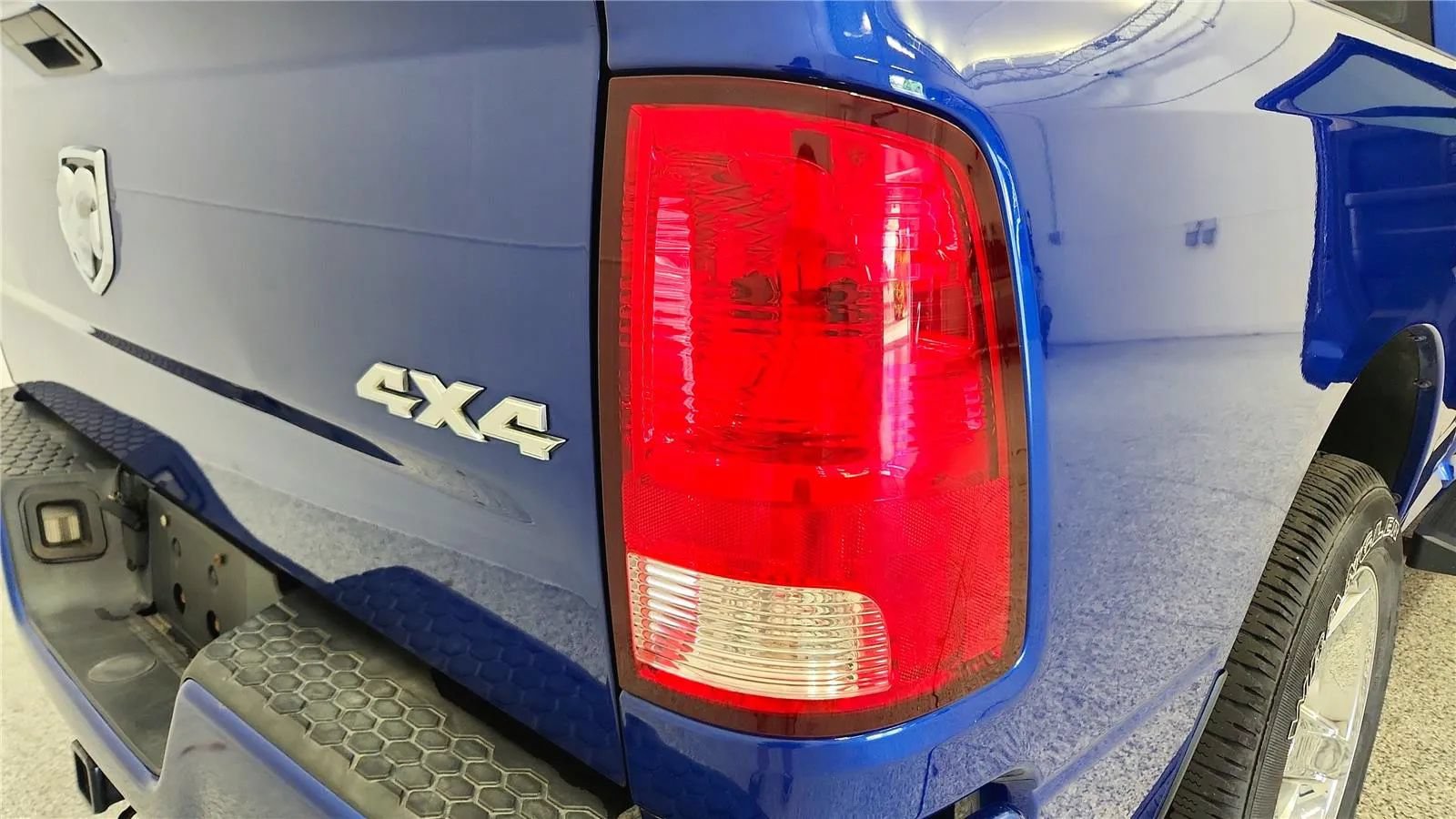 Used 2015 RAM 1500 Express AWD/4WD image 18