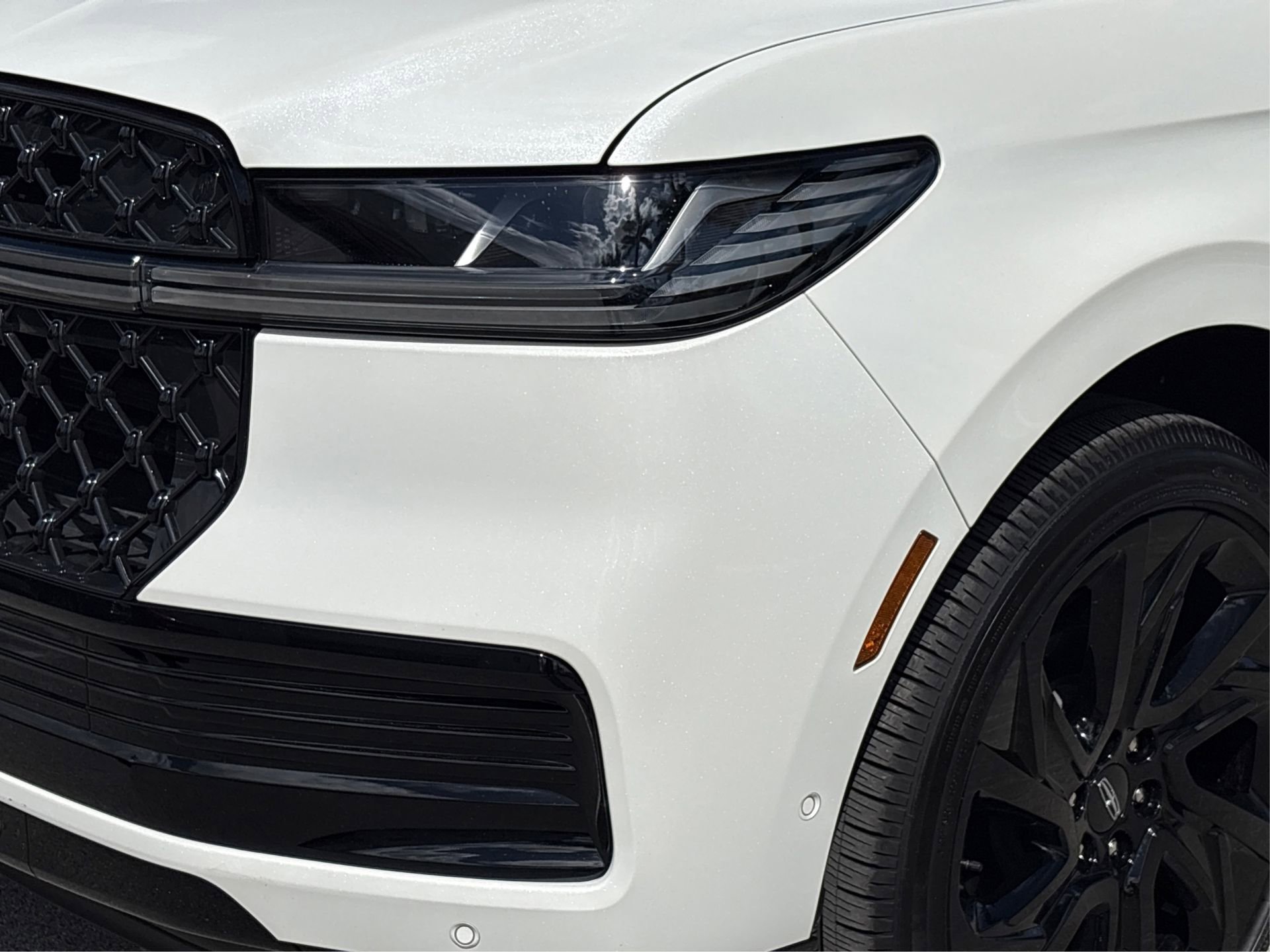 Used 2025 Lincoln Navigator L Black Label image 14