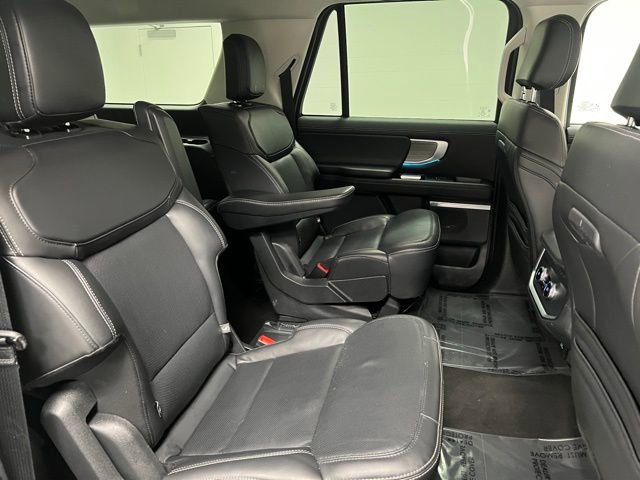 Used 2025 Ford Expedition Max Platinum AWD/4WD image 55
