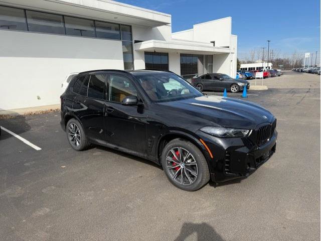 New 2026 BMW X5 xDrive40i w/ M Sport Package