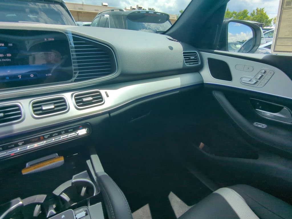 New 2025 Mercedes-Benz GLE 450 4MATIC image 4