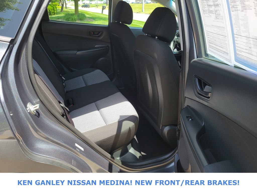 Used 2022 Hyundai Kona SE AWD/4WD image 44