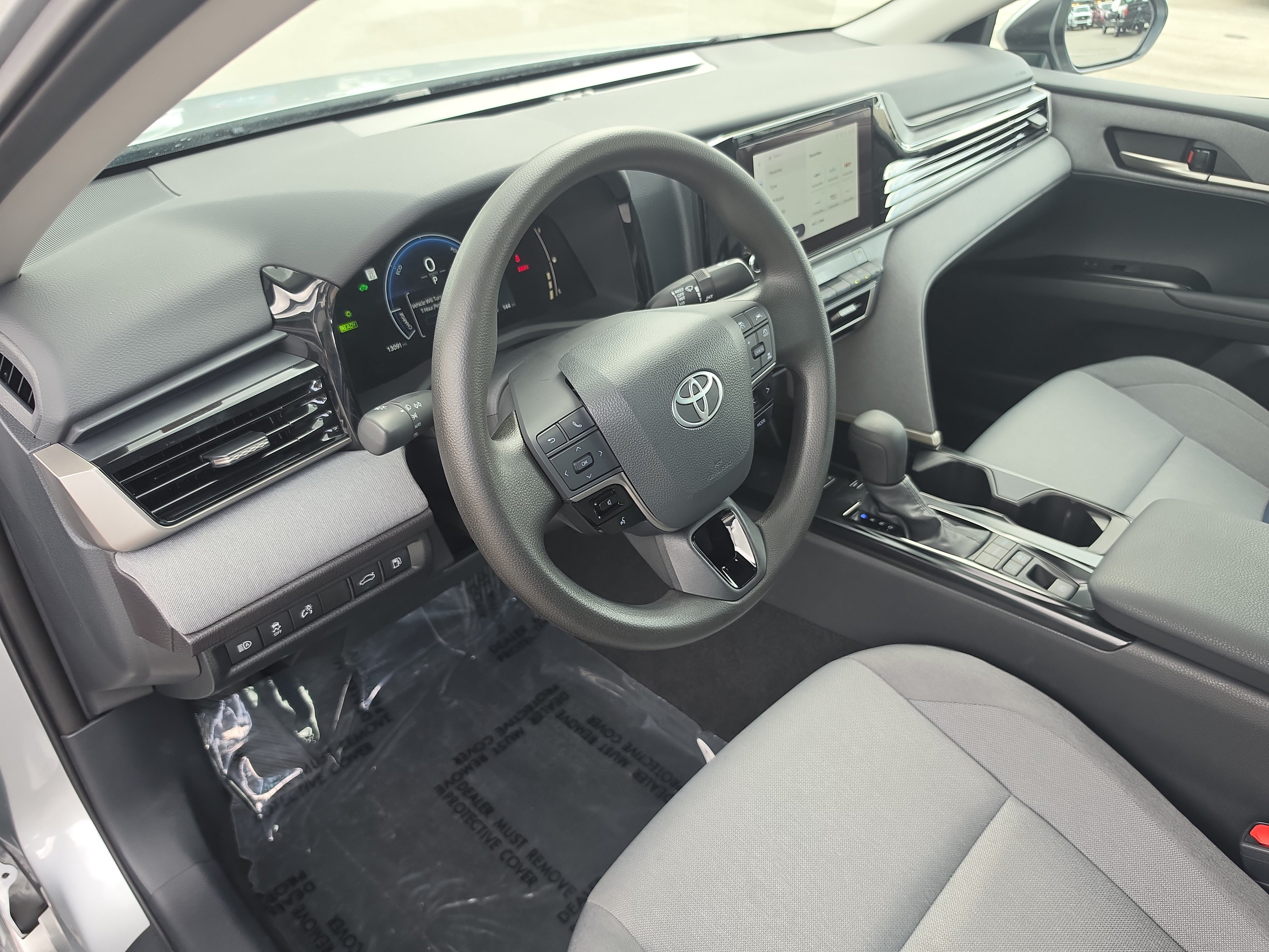 Used 2025 Toyota Camry LE FWD image 7