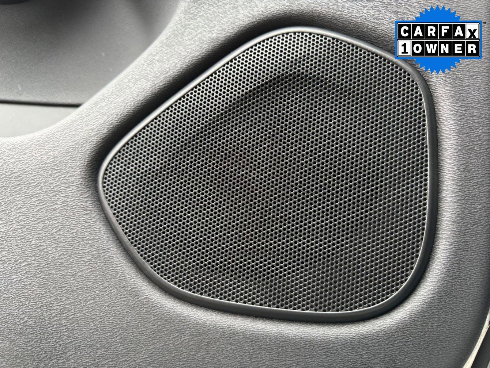 Used 2022 Volvo XC60 B5 Momentum image 24