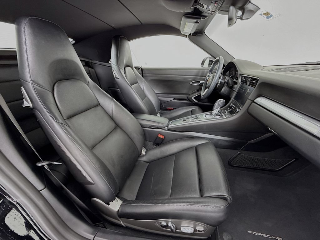 Certified 2019 Porsche 911 Carrera RWD image 27