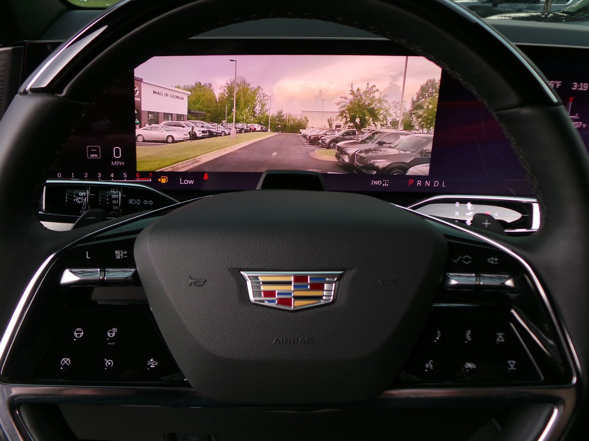 Used 2025 Cadillac Escalade ESV Sport AWD/4WD image 12