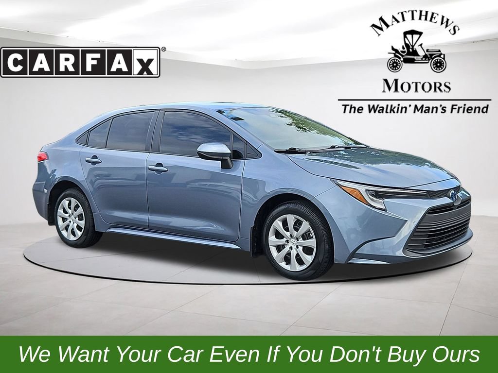 Used 2025 Toyota Corolla LE w/ Convenience Package