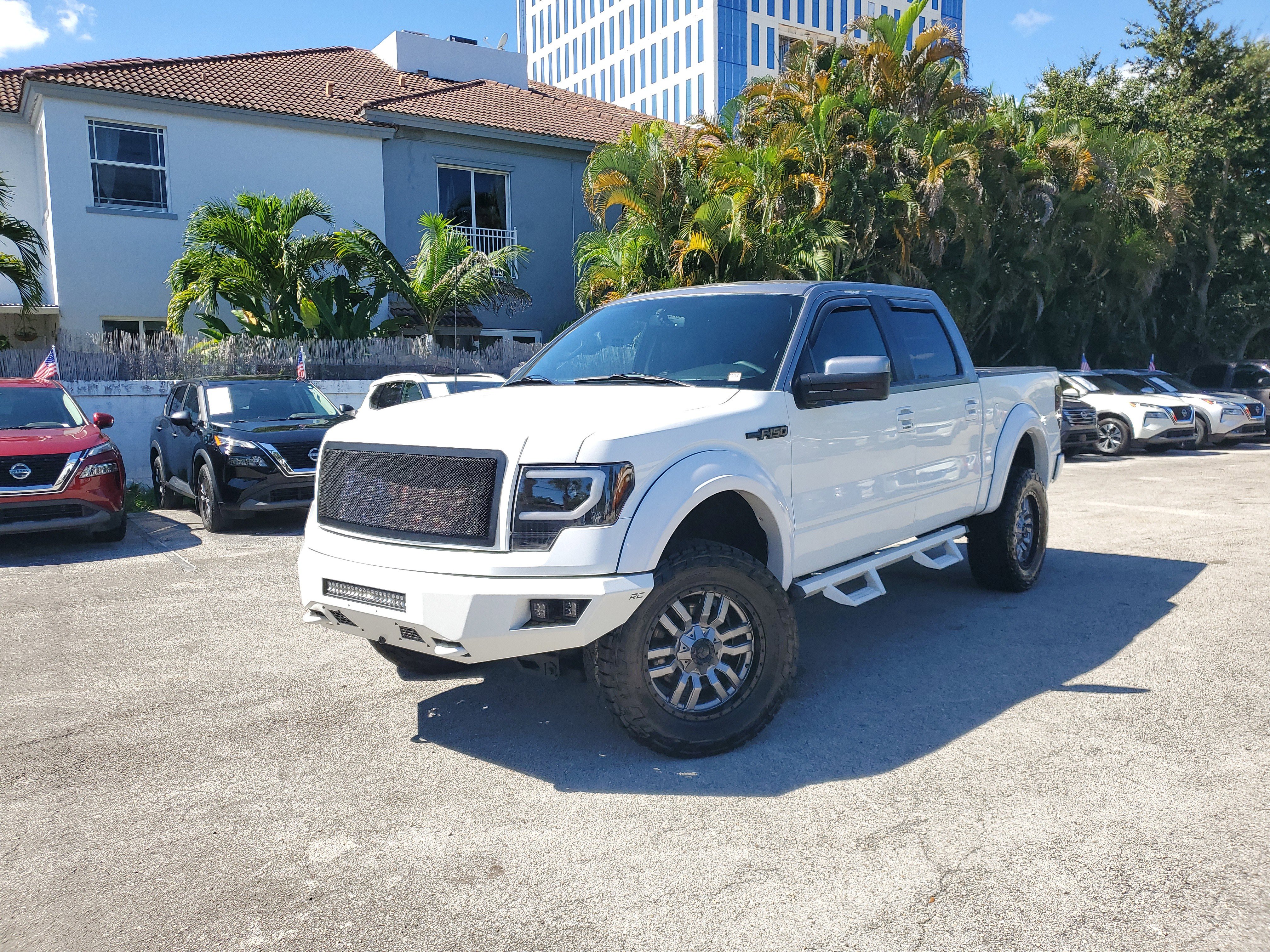 Used 2014 Ford F150 FX4 w/ Equipment Group 402A Luxury image 28