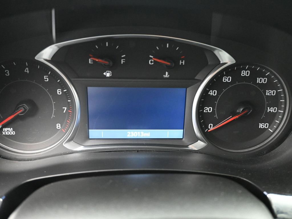 Used 2023 Chevrolet Traverse RS image 12