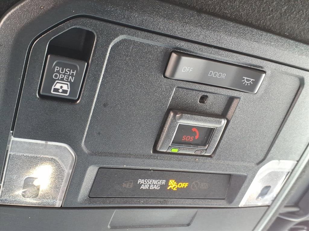 Used 2025 Toyota 4Runner SR5 image 21