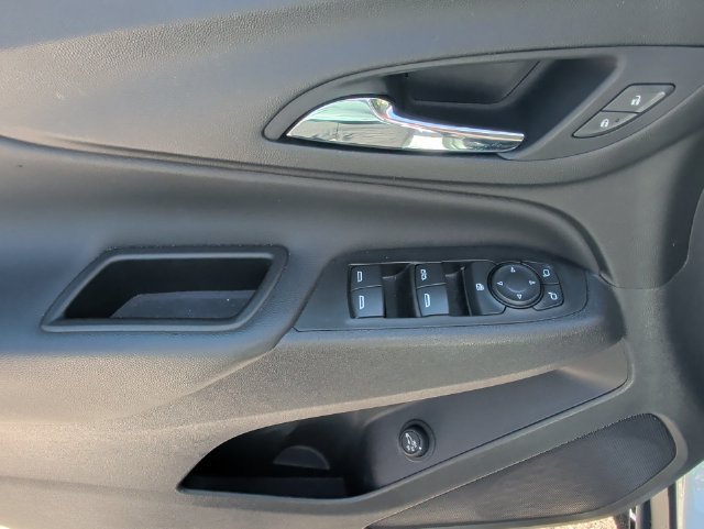 Used 2021 Chevrolet Equinox LT FWD image 26