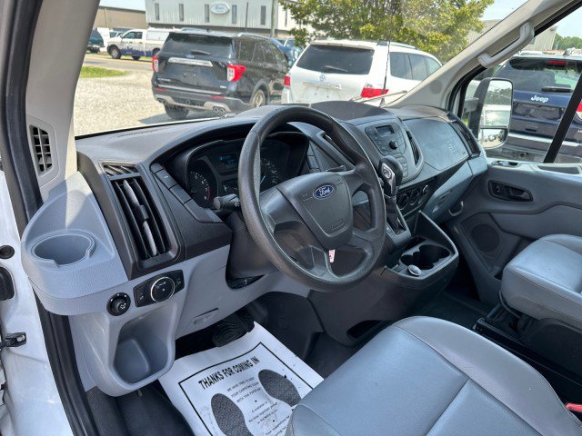 Used 2018 Ford Transit 250 w/ 10' Aluminum Flatbed image 22