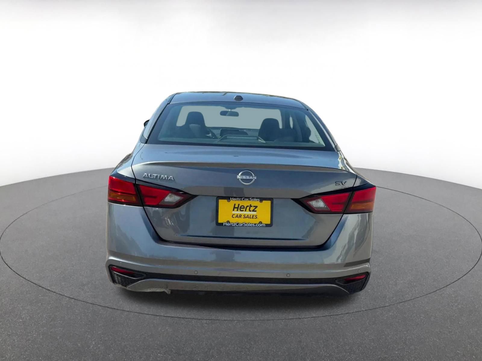 Used 2024 Nissan Altima 2.5 SV FWD image 12