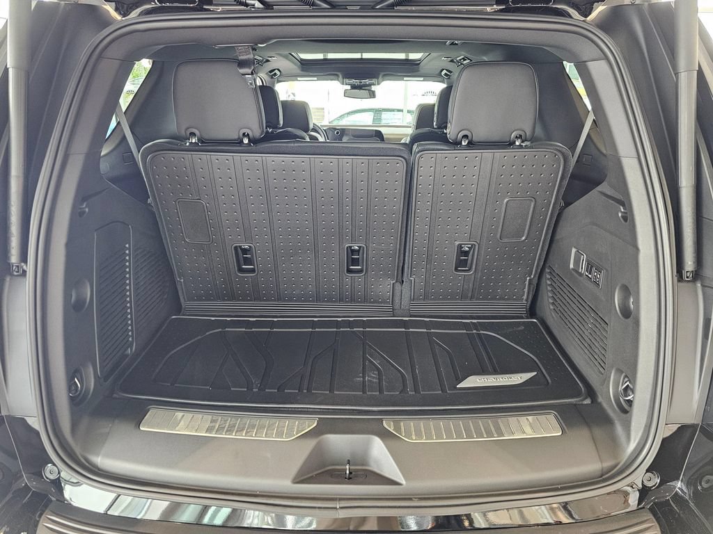 New 2026 Chevrolet Tahoe Premier w/ Sun And Tow Package AWD/4WD image 14