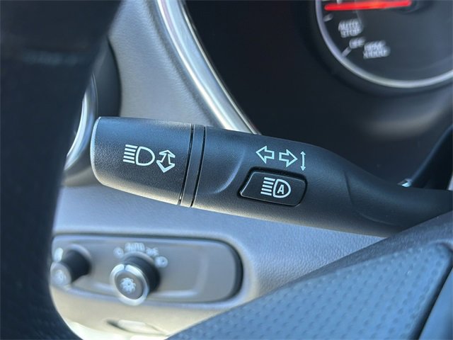 Used 2023 Chevrolet Blazer LT image 32