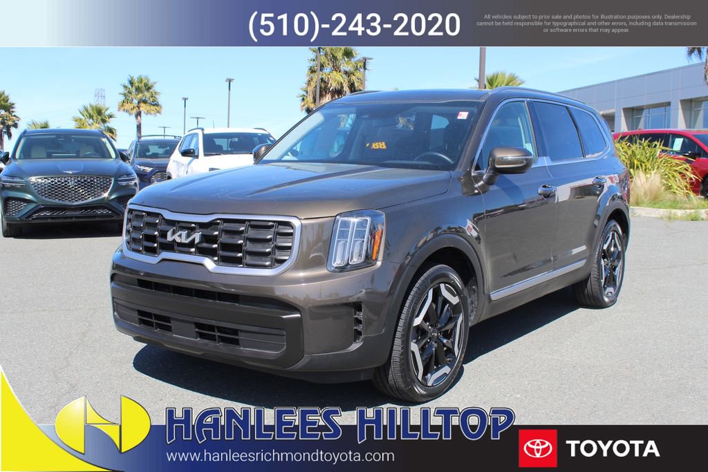 Used 2024 Kia Telluride S w/ S Sunroof Package image 3