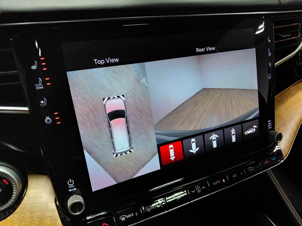 Used 2022 Jeep Grand Wagoneer Series III image 10