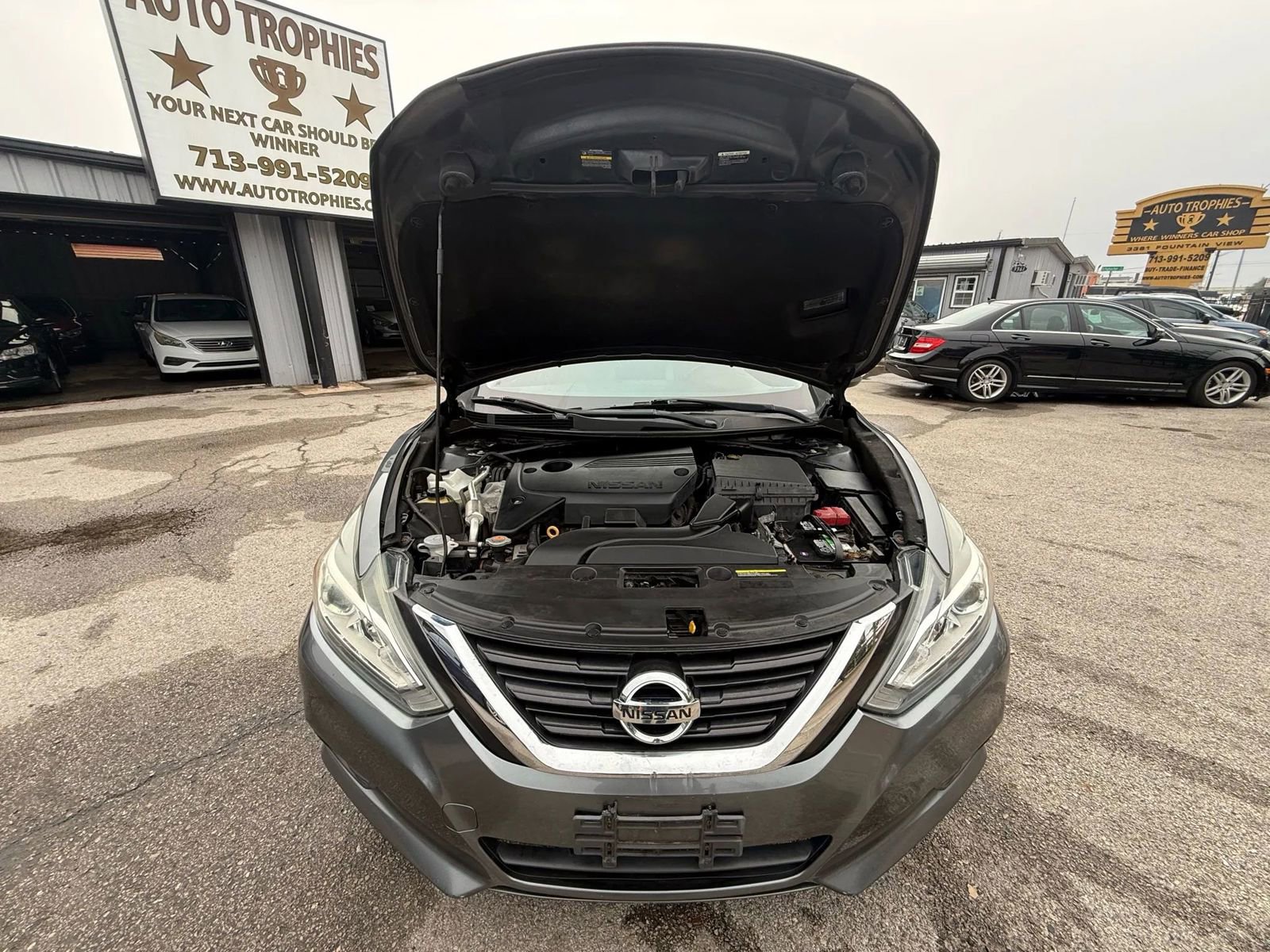 Used 2017 Nissan Altima 2.5 SL w/ Moonroof Package image 25