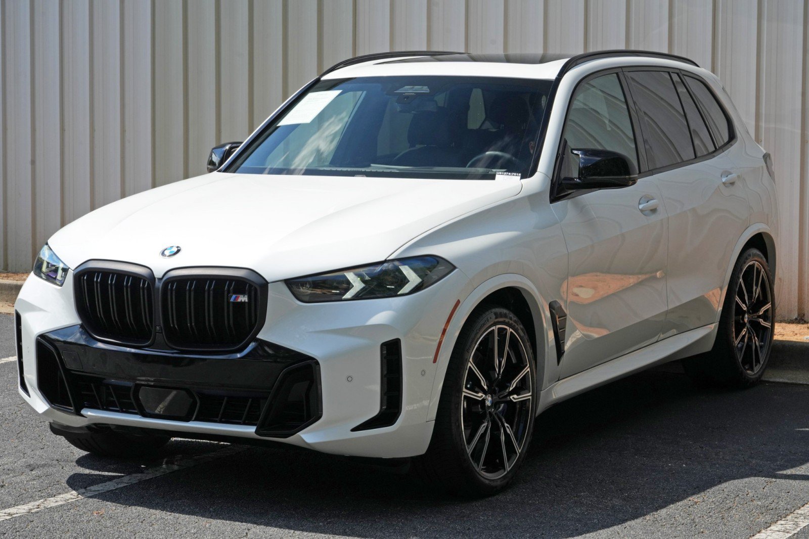 Used 2024 BMW X5 M60i AWD/4WD image 56