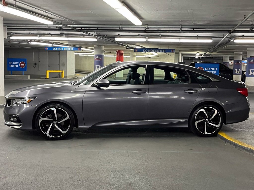 Used 2018 Honda Accord Sport image 29