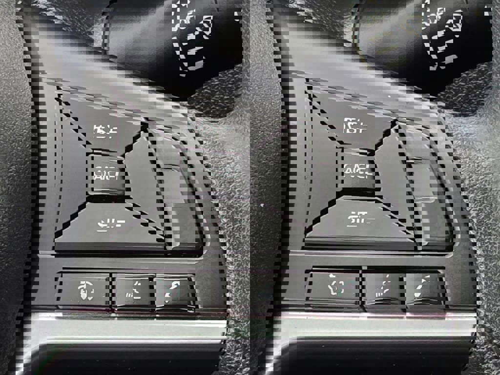 Used 2022 Nissan Rogue Sport S image 16