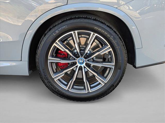 Used 2024 BMW X5 xDrive50e w/ M Sport Package AWD/4WD image 25